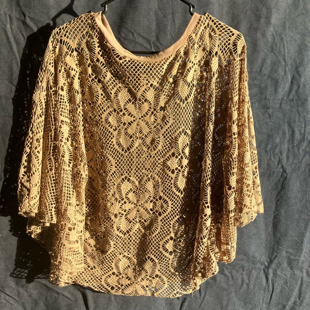 Cute tan top